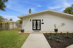 615 FONTANA LANE, BRADENTON, FL 34209 - MLS#MFRTB8492828
