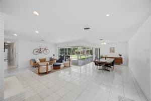 615 FONTANA LANE, BRADENTON, FL 34209 - MLS#MFRTB8492828