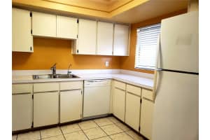 3710 GREENERY COURT, TAMPA, FL 33618 - MLS#MFRTB8492903