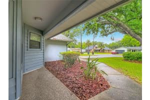 109 SOUTH COURT, AUBURNDALE, FL 33823 - MLS#MFRTB8492943