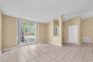 4704 LIGHTERWOOD WAY, VALRICO, FL 33596 - MLS#MFRTB8492970
