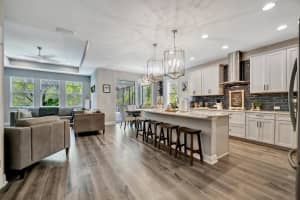 3549 SECLUDED COURT, SARASOTA, FL 34240 - MLS#MFRTB8493003