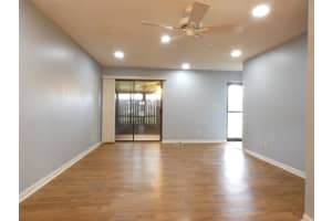 7933 PINE DRIVE, TEMPLE TERRACE, FL 33637 - MLS#MFRTB8493026