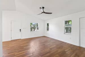 2800 13TH AVENUE, ST PETERSBURG, FL 33713 - MLS#MFRTB8493041
