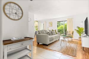 4215 BAY DRIVE, CLEARWATER, FL 33764 - MLS#MFRTB8493082