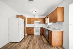 3526 AZALEA PLACE, LARGO, FL 33771 - MLS#MFRTB8493169