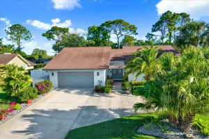 4303 MIDDLE LAKE DRIVE, TAMPA, FL 33624 - MLS#MFRTB8493189