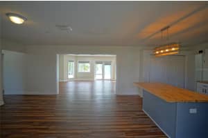 7325 10TH STREET, ST PETERSBURG, FL 33702 - MLS#MFRTB8493267