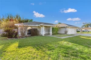 703 SCOTT LAKE VILLAGE S, LAKELAND, FL 33813 - MLS#MFRTB8493269