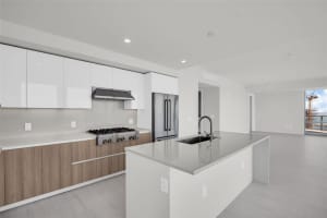 400 CENTRAL AVENUE, ST PETERSBURG, FL 33701 - MLS#MFRTB8493276