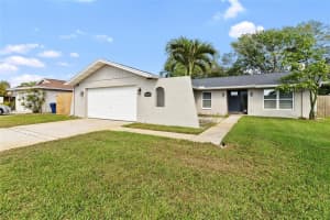 11079 BELLA LOMA DRIVE, LARGO, FL 33774 - MLS#MFRTB8493391
