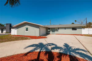 2107 DOLPHIN BOULEVARD, ST PETERSBURG, FL 33707 - MLS#MFRTB8493434