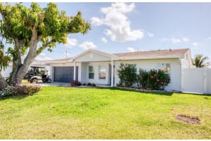 551 CRYSTAL DRIVE, MADEIRA BEACH, FL 33708 - MLS#MFRTB8493446