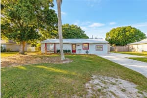 2255 15TH AVENUE, VERO BEACH, FL 32962 - MLS#MFRTB8493480