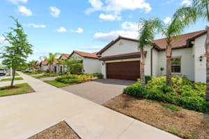 17538 HOLLY WELL AVENUE, WIMAUMA, FL 33598 - MLS#MFRTB8493533