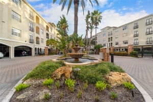 501 KNIGHTS RUN AVENUE, TAMPA, FL 33602 - MLS#MFRTB8493560