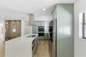 2309 PIN OAK LANE, CLEARWATER, FL 33759 - MLS#MFRTB8493600