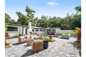 4050 Turks Cap Pl, SARASOTA