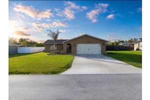 7051 LEXINGTON CIR, BROOKSVILLE, FL 34602 - MLS#MFRTB8493613