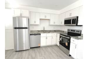 24 LYNN WAY, MADEIRA BEACH, FL 33708 - MLS#MFRTB8493615