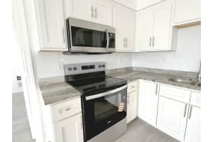 24 LYNN WAY, MADEIRA BEACH, FL 33708 - MLS#MFRTB8493633