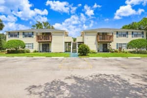 137 Hunter Lake Dr #c, OLDSMAR