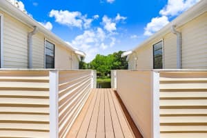 137 HUNTER LAKE DRIVE, OLDSMAR, FL 34677 - MLS#MFRTB8493739