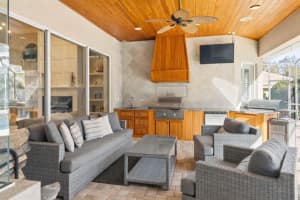 15108 KESTRELGLEN WAY, LITHIA, FL 33547 - MLS#MFRTB8493744