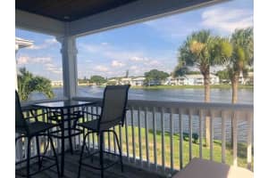 136 Pompano Dr Se #d, ST PETERSBURG