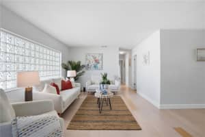 4043 SHORE ACRES BOULEVARD, ST PETERSBURG, FL 33703 - MLS#MFRTB8493769