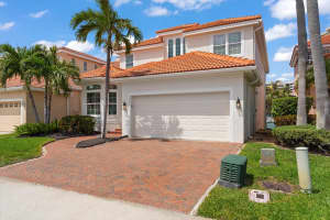 1624 SAND KEY ESTATES COURT, CLEARWATER BEACH, FL 33767 - MLS#MFRTB8493773