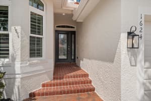 1624 SAND KEY ESTATES COURT, CLEARWATER BEACH, FL 33767 - MLS#MFRTB8493773