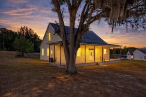 38327 HAMRICH DRIVE, DADE CITY, FL 33525 - MLS#MFRTB8493776