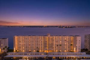 5980 Shore Blvd S #207, GULFPORT