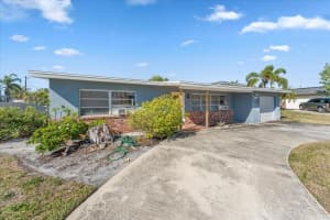 6971 GRANDE VISTA WAY, ST PETERSBURG, FL 33707 - MLS#MFRTB8493826
