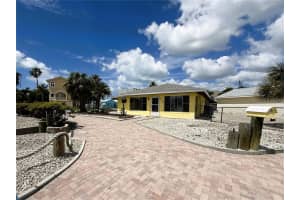 500 140TH AVENUE, MADEIRA BEACH, FL 33708 - MLS#MFRTB8493843