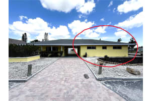 500 140TH AVENUE, MADEIRA BEACH, FL 33708 - MLS#MFRTB8493843