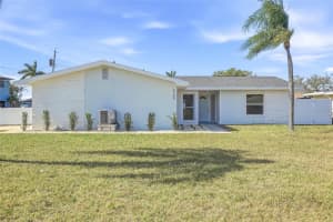 5708 Bayshore Dr, SEMINOLE 5708 Bayshore Dr, SEMINOLE