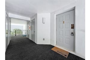 1372 PINE RIDGE CIRCLE, TARPON SPRINGS, FL 34688 - MLS#MFRTB8493883