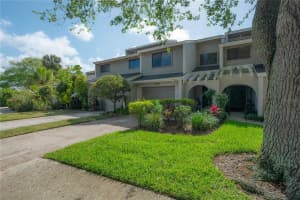 4206 GOLF CLUB LANE, TAMPA, FL 33618 - MLS#MFRTB8493955