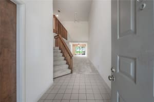 4206 GOLF CLUB LANE, TAMPA, FL 33618 - MLS#MFRTB8493955