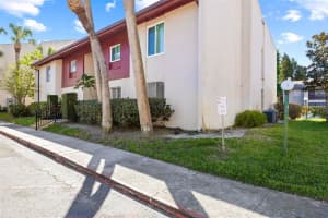 8601 HURON COURT, TAMPA, FL 33614 - MLS#MFRTB8493970