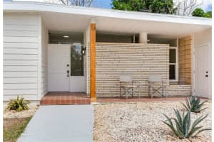 2753 VALENCIA DRIVE, SARASOTA, FL 34239 - MLS#MFRTB8493972