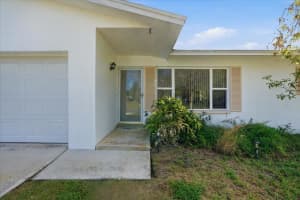 140 PATLIN CIRCLE, LARGO, FL 33770 - MLS#MFRTB8494067