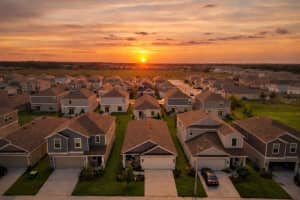 1740 WHITE WATER COURT, DAVENPORT, FL 33837 - MLS#MFRTB8494076