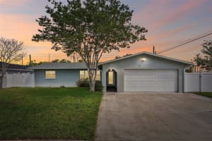 13133 DORCHESTER DRIVE, SEMINOLE, FL 33776 - MLS#MFRTB8494078