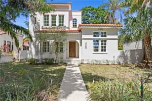325 22ND AVENUE, ST PETERSBURG, FL 33704 - MLS#MFRTB8494085
