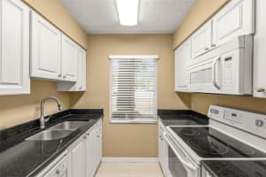 7510 PRESLEY PLACE, TAMPA, FL 33617 - MLS#MFRTB8494104