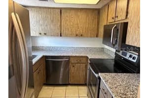 10800 US HIGHWAY 19 N #237, PINELLAS PARK, FL 33782 - MLS#MFRTB8494114