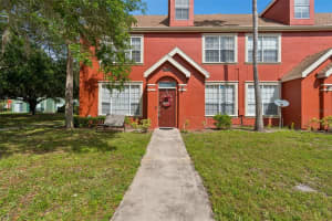 10576 WINDSOR LAKE COURT, TAMPA, FL 33626 - MLS#MFRTB8494131